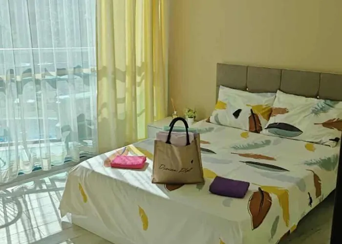 Sunny Cozy Апартаменты Приморско